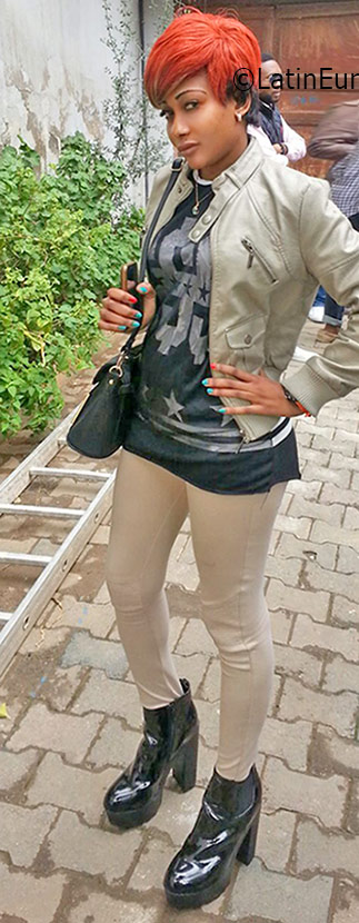 Date this charming United States girl Sonia from New York City US17468