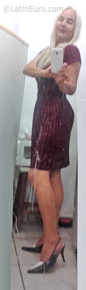 Date this beautiful Brazil girl Maria from Rio De Janeiro BR9717