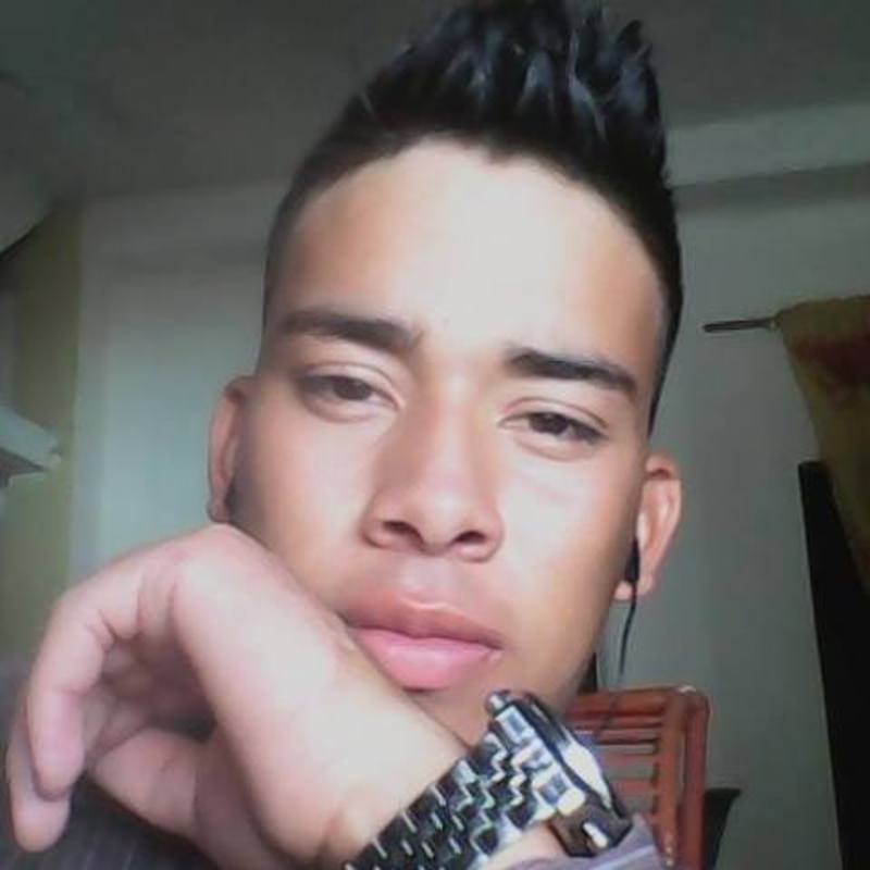 Date this young Colombia man Diego from Puerto Asis CO19191