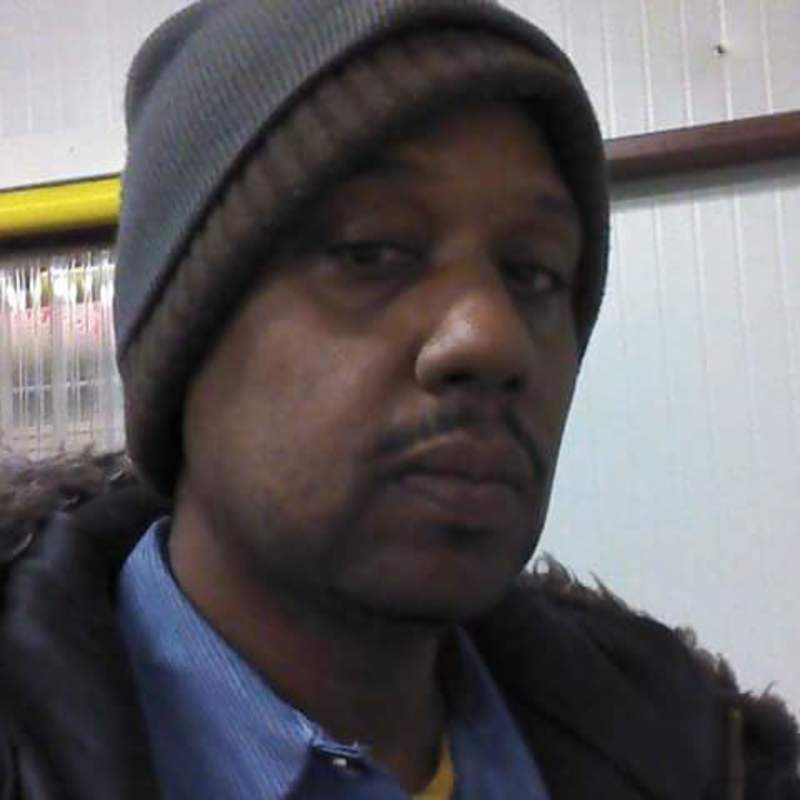 Date this voluptuous United States man Terrances174 from Forest Park .gs US17556