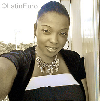 Date this charming Jamaica girl Crissy from Old Harbour Bay JM2368