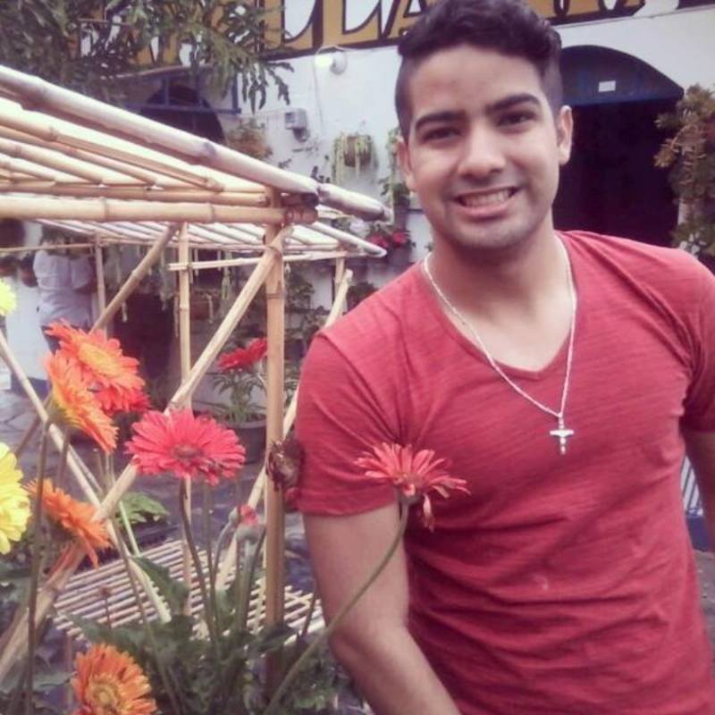 Date this cute Colombia man Gabriel from Los Angeles CO19744