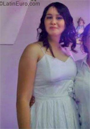 Date this gorgeous Brazil girl Jessica from Curitiba BR9830