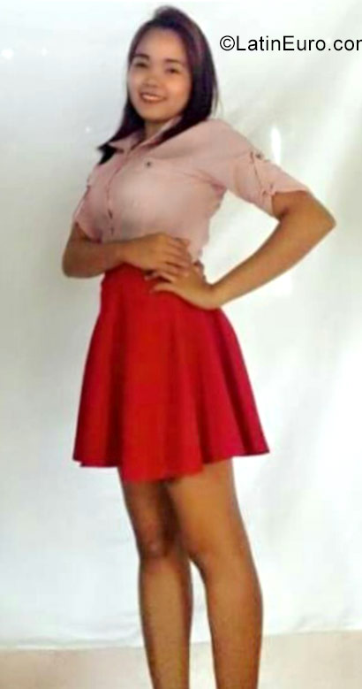 Date this charming Philippines girl Glicel from Caloocan City PH943