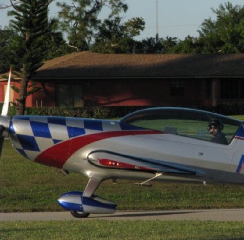 Date this happy United States man Jetech from Lexington US17805