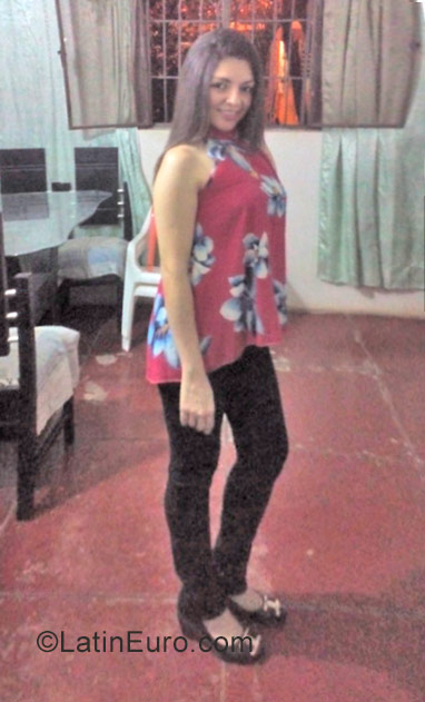 Date this fun Colombia girl Geraldine32 from Cucuta CO20080