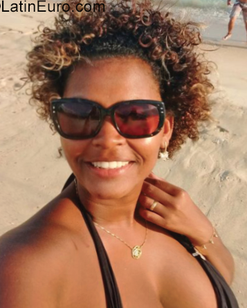 Date this beautiful Brazil girl Libna from Rio De Janeiro BR9880