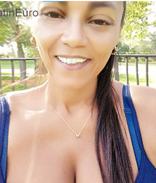 Date this hard body Brazil girl Vera from Sao Paulo BR10060