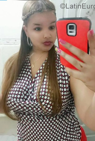 Date this pretty Dominican Republic girl Mayreny from San Francisco De Macoris DO29042