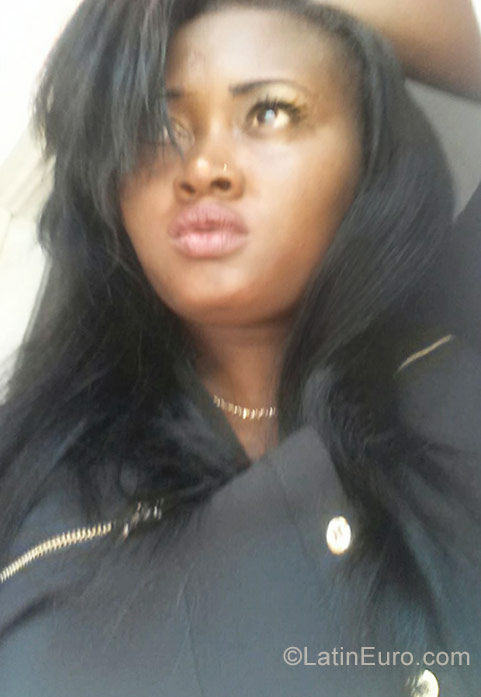 Date this cute Jamaica girl Caribbeandeligh from Montego Bay JM2459