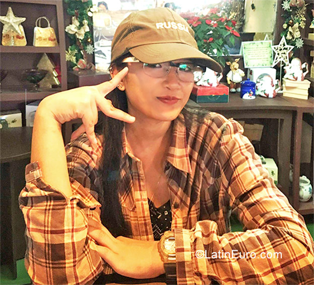 Date this sultry Philippines girl Jena from Baguio PH962