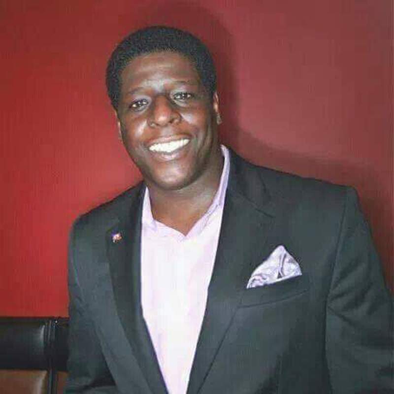 Date this georgeous United States man Don from Miami US18320