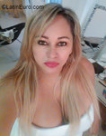 attractive Angola girl Regina from Luanda AO83