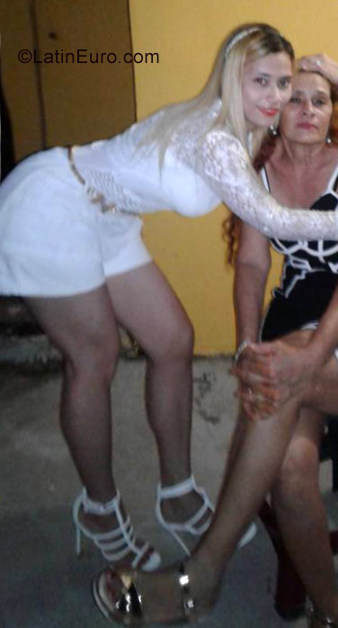 Date this hot Panama girl Indira from Panana PA1080