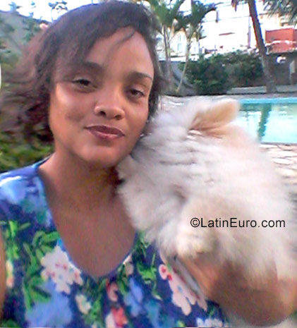 Date this cute Brazil girl Tatiana from Rio Das Ostras BR10167