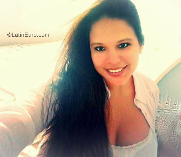 Date this delightful Peru girl Lizit from Chiclayo PE1108