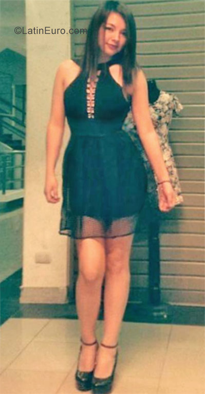 Date this young Peru girl Monica from Lima PE1116