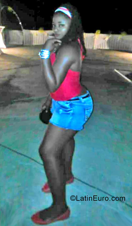 Date this gorgeous Jamaica girl Shanti from Kingston JM2513