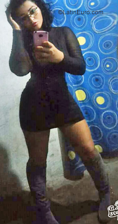 Date this foxy Brazil girl Kiarly from Ita****uma BR10259