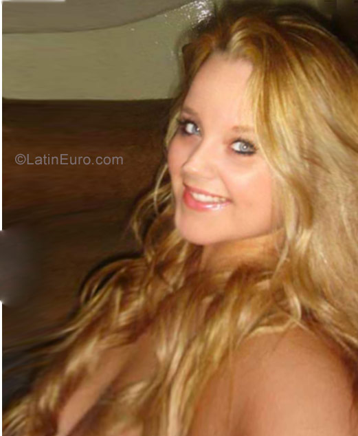 Date this pretty Russia girl Honeymoon from Perm RU66