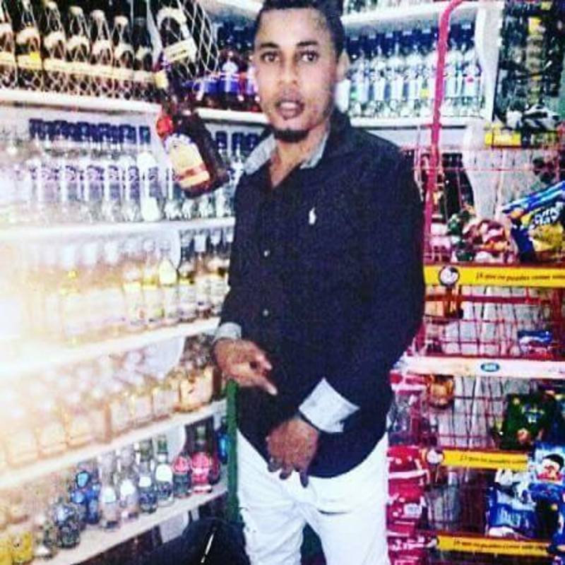 Date this young Dominican Republic man Gregory from Santodomingp DO30324