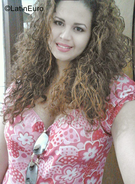 Date this passionate Venezuela girl Channel from Tucupita VE966