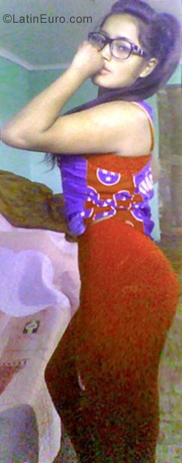 Date this exotic Peru girl Marisol from Cusco PE1148