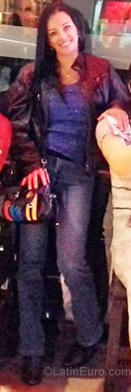 Date this passionate Peru girl Bibi from Lima PE1149