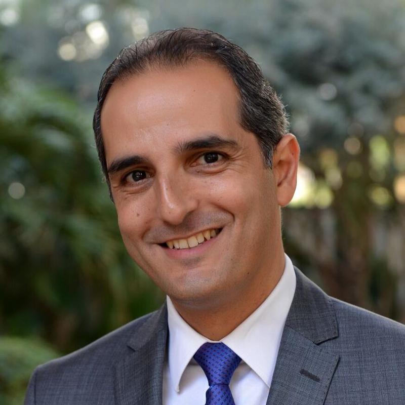 Date this tall United States man Daniel from New York GB938