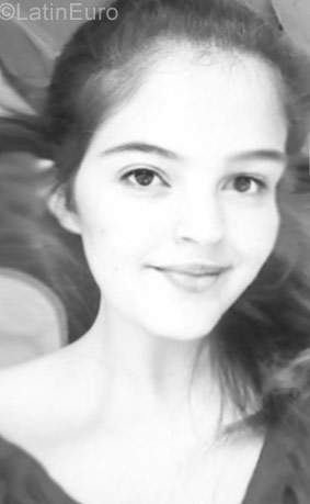 Date this tall Venezuela girl Karen from Agua Fria VE1065