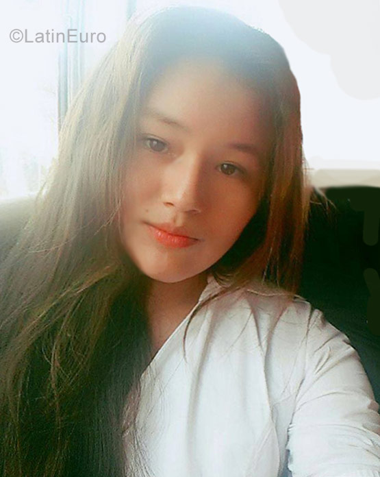 Date this cute Bolivia girl Elisa from Santa Cruz BO26