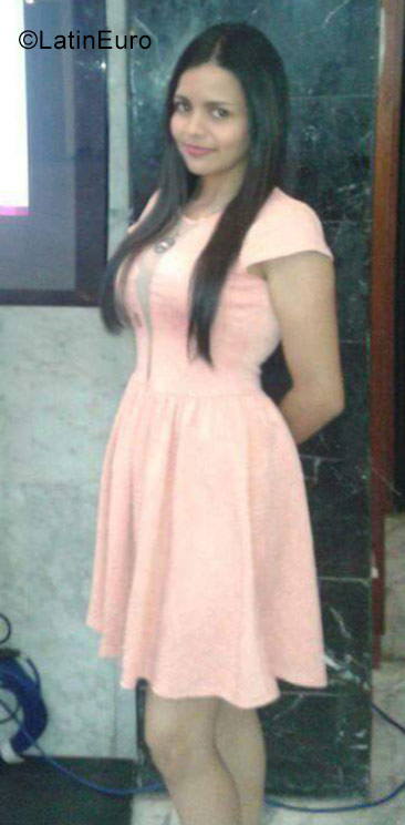 Date this stunning Venezuela girl Luisa from Maturin VE1168