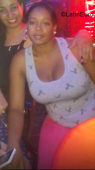 Date this cute Cuba girl Monica from Havana CU183