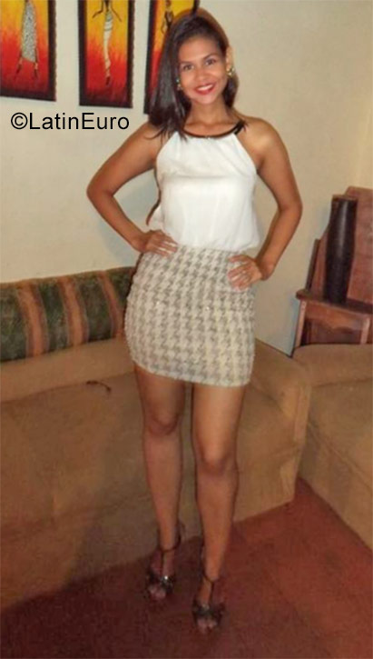 Date this delightful Venezuela girl Genesis from San Juan De Los Morros VE1183