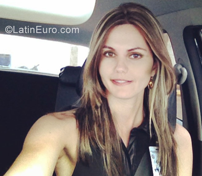 Date this exotic Venezuela girl Angelica from Bolivar VE1209