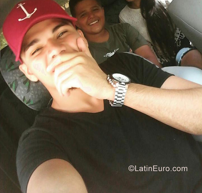 Date this hard body Colombia man Jota from Barranquilla CO22987