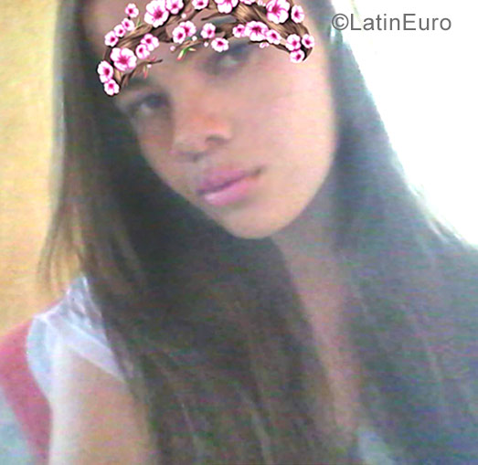 Date this voluptuous Brazil girl Greice from Mandaguari BR10392