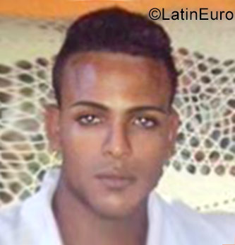 Date this hot Cuba man Osvaldo from Havana CU193