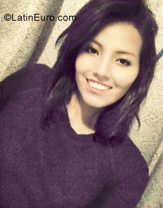 Date this nice looking Peru girl Giuliana from Arequipa PE1199