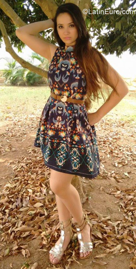 Date this exotic Brazil girl Tatiana from Rio de Janeiro BR10415