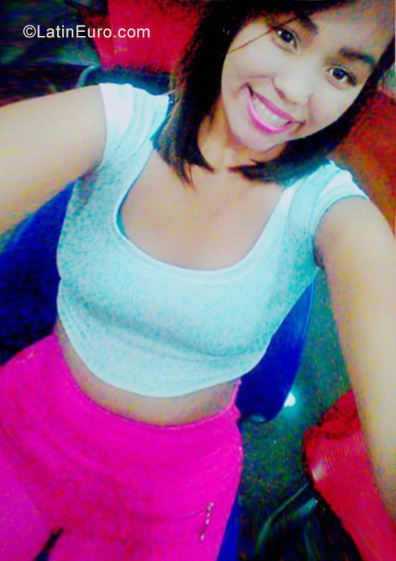 Date this tall Venezuela girl Alexandra from Cumana VE1280