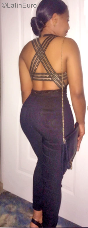 Date this charming Dominican Republic girl GRISELI from Bonao DO31276