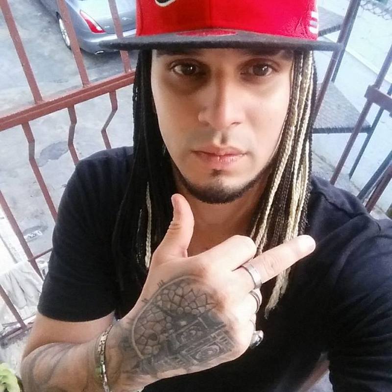 Date this gorgeous Dominican Republic man Dorian from Santo Domingo DO31911