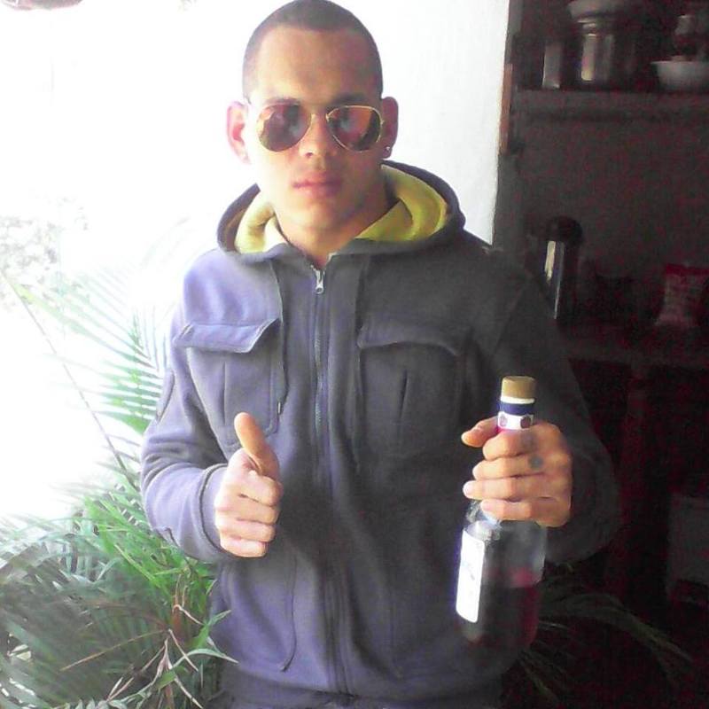 Date this good-looking Venezuela man Hembert from Caracas VE1554