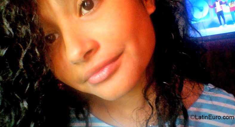 Date this exotic Costa Rica girl Janel from San Jose CR359