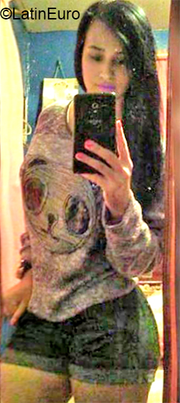 Date this georgeous Venezuela girl Nobella from Cabimas VE1628