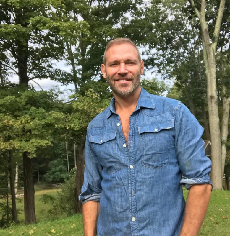 Date this fun United States man Georgediego from Yakima US19344