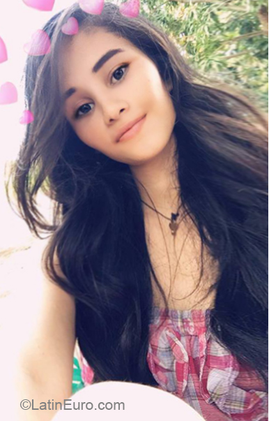 Date this beautiful Venezuela girl Dilmary from Anaco VE1663