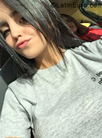 Date this passionate Venezuela girl Karla from Caracas VE1758