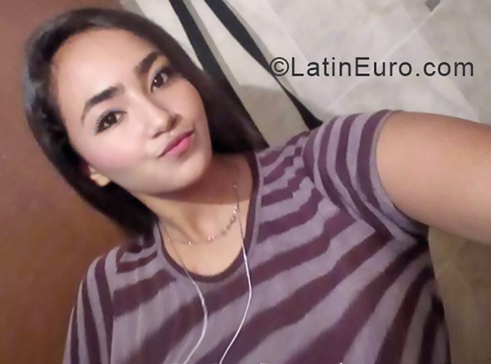 Date this athletic Venezuela girl Lisbeth from Libertador VE1764